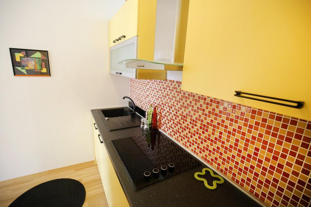 Apartments Feel Center Задар Номер фото
